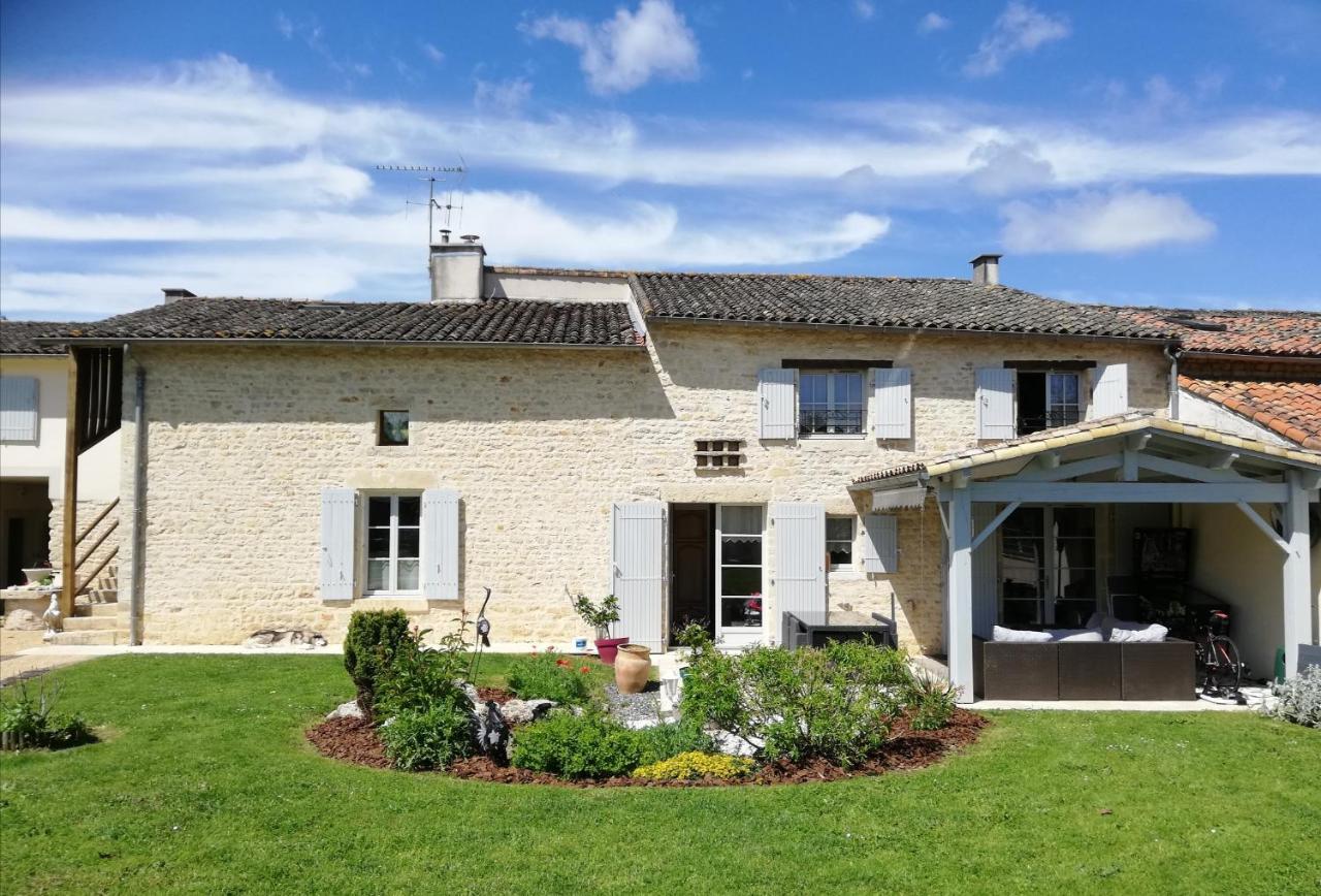 Les Chenets Bed & Breakfast Chenay  Bagian luar foto