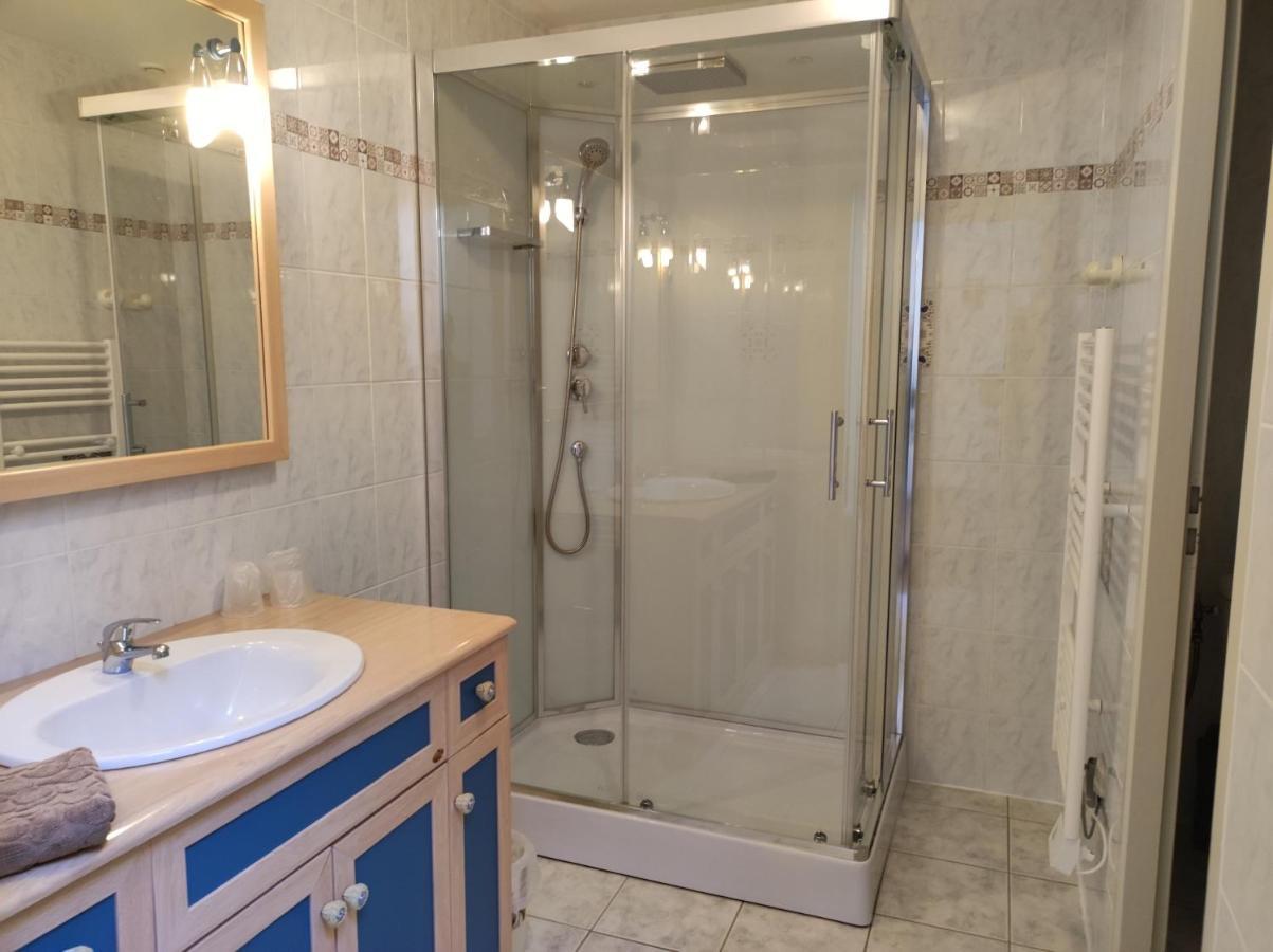 Les Chenets Bed & Breakfast Chenay  Bagian luar foto
