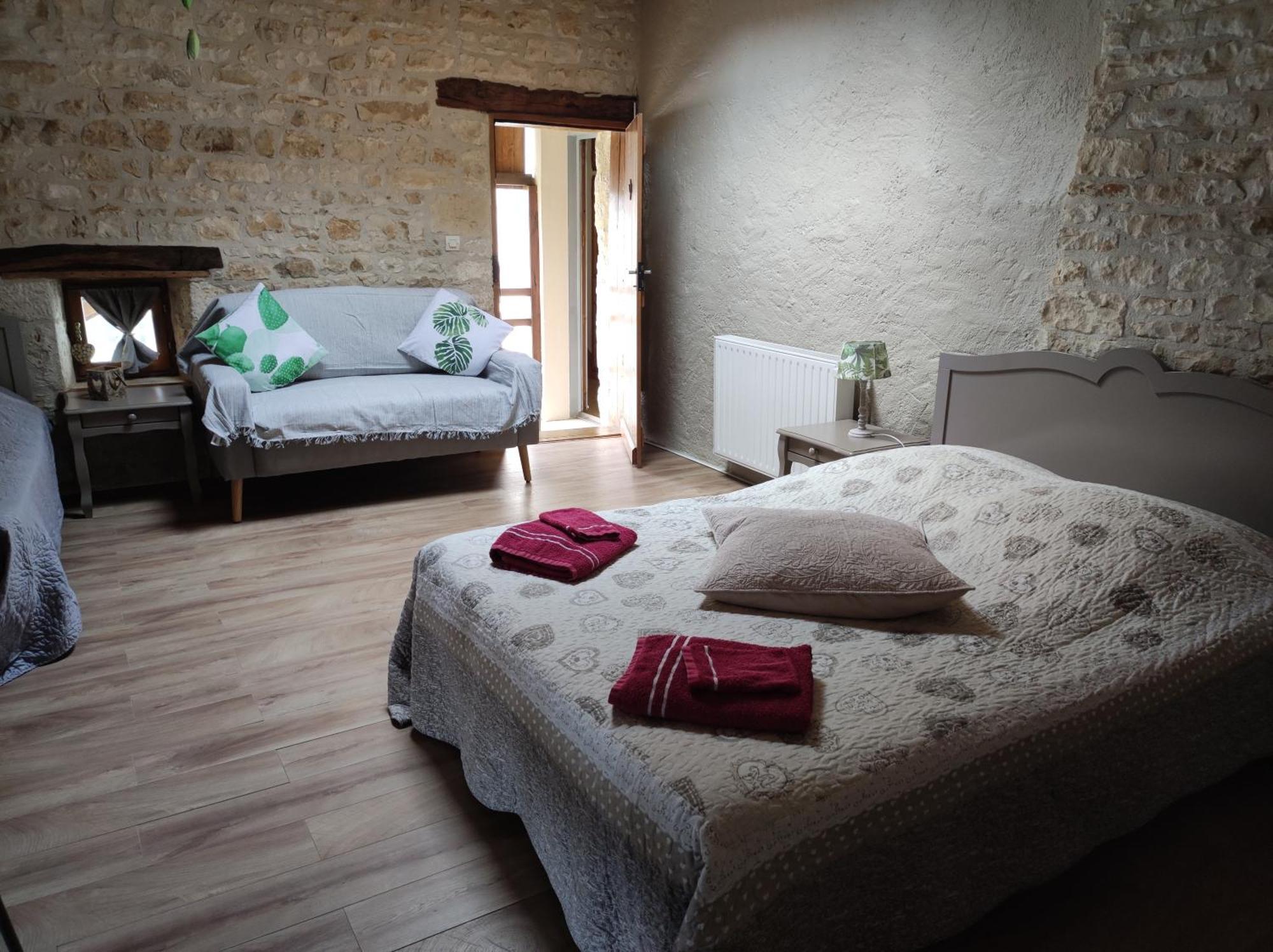 Les Chenets Bed & Breakfast Chenay  Bagian luar foto